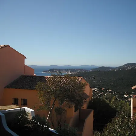 Aufenthalt Fuer Familien Im Golf Von St- Tropez By Interhome Διαμέρισμα